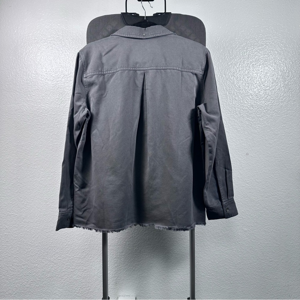Side Stitch Women’s Front Button Down Gray Blouse Size S - Picture 2 of 7